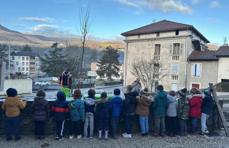 La cour de l'école Jeanne d'Arc