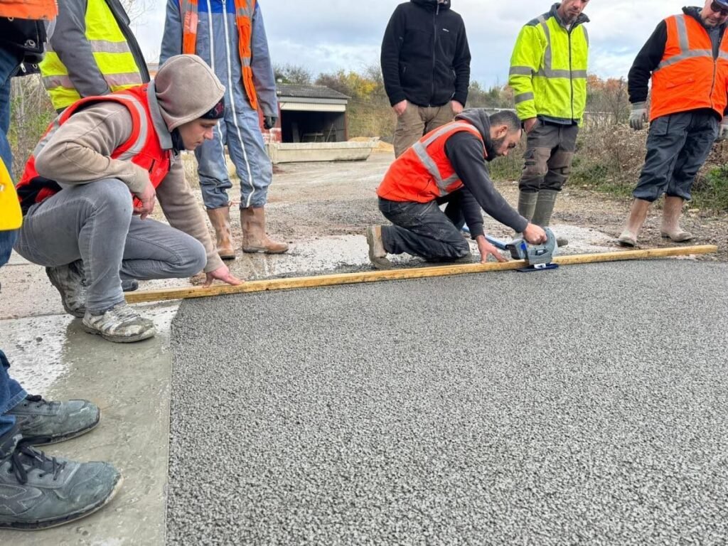 Formation au béton drainant décoratif